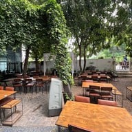 สามใบเถา