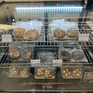 GATTA CAfé พาร์ค สีลม