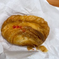 Coffee & Curry Puffs - ศรีนครินทร์ ศรีนครินทร์