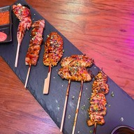 Shikiya Izakaya สาทร