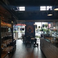 บรรยากาศ สายทิพย์เบเกอรี่