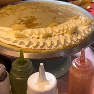 เครปเย็นโคตรไส้ ซอย4ตลาดอินดี้ปิ่นเกล้า ตลาดอินดี้ปิ่นเกล้า ซอย4กลางซอย