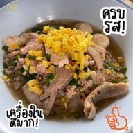 เมนูของร้าน ก๋วยเตี๋ยวหมูต้มยำตำลึงตาเบิร์ด (หน้าวัง)