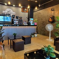 ออน เดอะ เวย์ คาเฟ่ เชียงใหม่ สาขาพระบาท ลำปาง