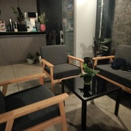 ออน เดอะ เวย์ คาเฟ่ เชียงใหม่ สาขาพระบาท ลำปาง