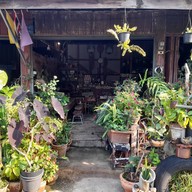 หน้าร้าน ช้างแก่คลาสสิคโฮม บ้านอีต่อง