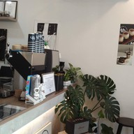 บรรยากาศ Tbh Cafe' Donmueang
