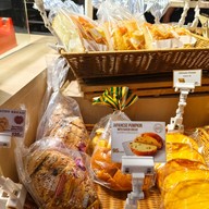 เมนูของร้าน MX Cakes & Bakery เซ็นทรัลปิ่นเกล้า