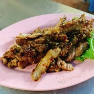 ป้าอร ริมคลอง