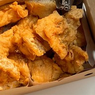 maneefriedchicken - ข้าว ไก่ทอด & ไข่ข้น สาขาสันติธรรม