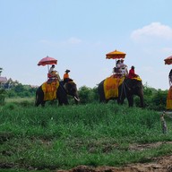 Rak chang × Ayothaya cafe