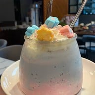 Pink Salmon Eatery &Bar