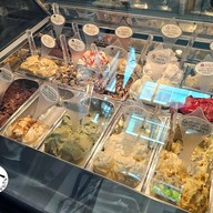 บรรยากาศ GHEE GELATO HOUSE ท่าเตียน