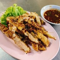 ป้าอร ริมคลอง