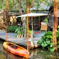 บรรยากาศ บ้าน ๑,๐๐๐ ไม้ Cafe & Farm