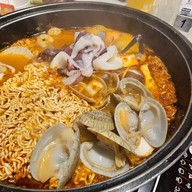 Craze MaMa by Zaab Museum iconsiam