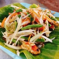 ป้าอร ริมคลอง
