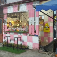 น้ำปั่นสีชมพู PinkWhite