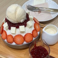 เมนูของร้าน Mil Toast House Iconsiam