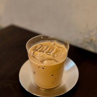 Deck Me Cafe Soi Charoen Krung 45