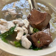 เมนูของร้าน เลือดหมูเฮียโม