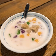 เมนูของร้าน ลิ้มบัวลอยกะทิสด