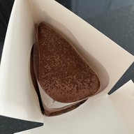 เมนูของร้าน About Happiness  ❤️ Coffee Roaster and Restuarant ท่าอิฐ