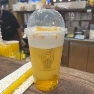 เมนูของร้าน Yenly Yours เอ็มควอเทียร์