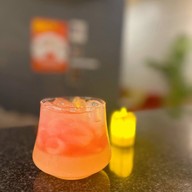 Deck Me Cafe Soi Charoen Krung 45