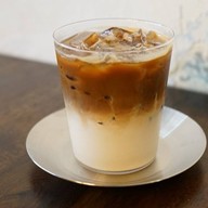 Deck Me Cafe Soi Charoen Krung 45