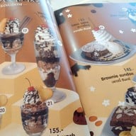 Ice Queen จอมเทียน