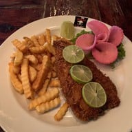 โจรสลัดชุมพร (Pirates Terrace) ไพเรซ เทอร์เรซ