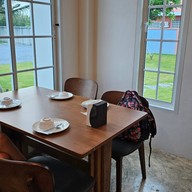 มีสุข คาเฟ่ แอนด์ บิสโทร  Meesuk Cafe and Bistro -