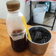 เมนูของร้าน เจ๊คุ้งเกาเหลาเลือดหมู