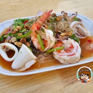 มีสุข คาเฟ่ แอนด์ บิสโทร  Meesuk Cafe and Bistro -