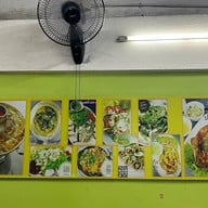 ร้านหัวปลา เล่าหยี โภชนา ลาซาล 73