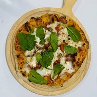 คันนาพิซซ่า แป้งสด นาโปลีสไตล์