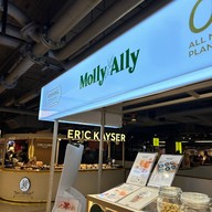 Molly Ally Molly Ally ลาดพร้าว