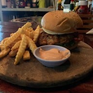 เมนูของร้าน โจรสลัดชุมพร (Pirates Terrace) ไพเรซ เทอร์เรซ