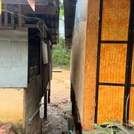 ร้านช้างยิ้มแก่งกื้ด