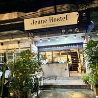 Jeune Hostel