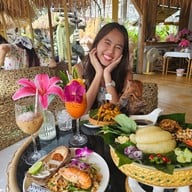 มองน้ำ’ Cafe
