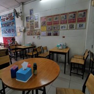 บรรยากาศ ข้าวหมูแดงนายกิ้ว ข้าวหมูแดงนายกิ้ว