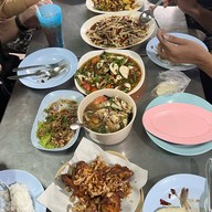 ส้มตำป้าป่อง เจ็ดยอด