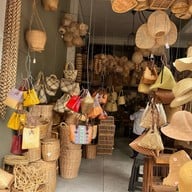 ถนนช้างม่อย