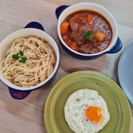 Catfish cafe ร้านยอดฮิต สาขา 1 Halal