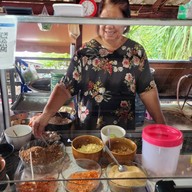 ก๋วยเตี๋ยวห้อยขาต้นน้ำ