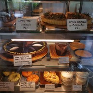เมนูของร้าน มาตะ คาเฟ่ สตอร์ แอนด์ อาร์ทสเปซ