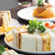 Hannari Cafe De Kyoto ทองหล่อ