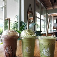 เมนูของร้าน มาตะ คาเฟ่ สตอร์ แอนด์ อาร์ทสเปซ